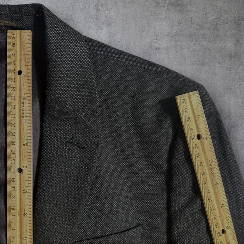 Banana Republic brand banana